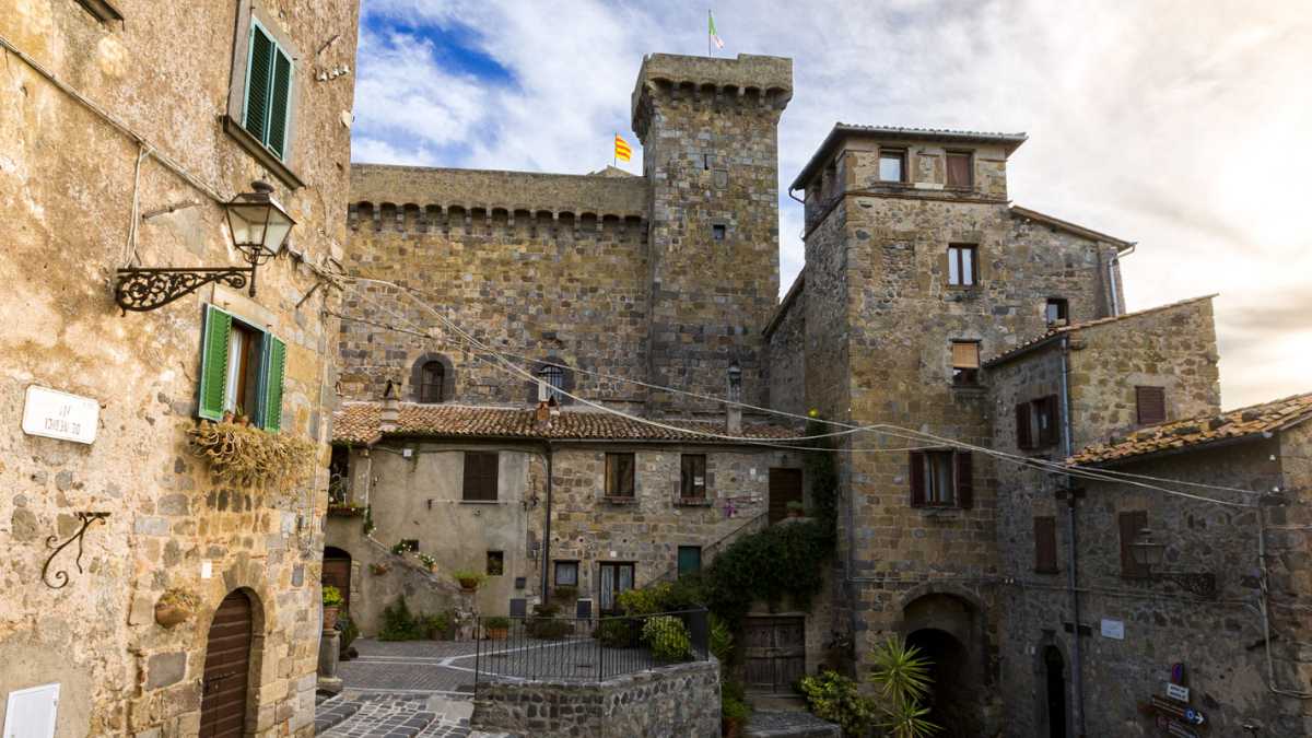 Come Arrivare a Bolsena: Guida Completa per il Tuo Viaggio
