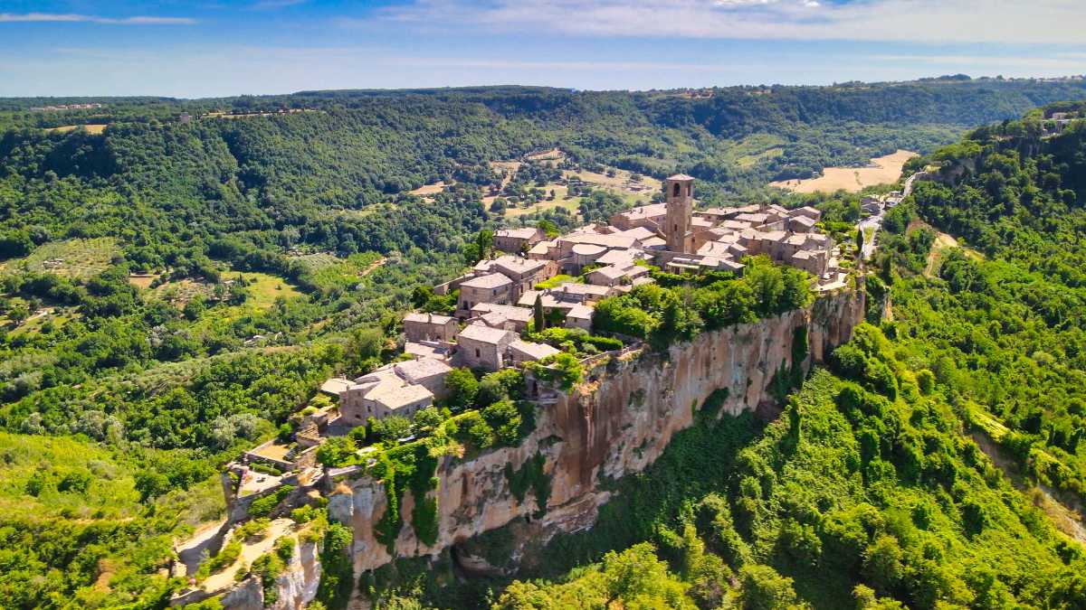Cosa Vedere a Viterbo: Un Viaggio tra Storia e Bellezze Naturali