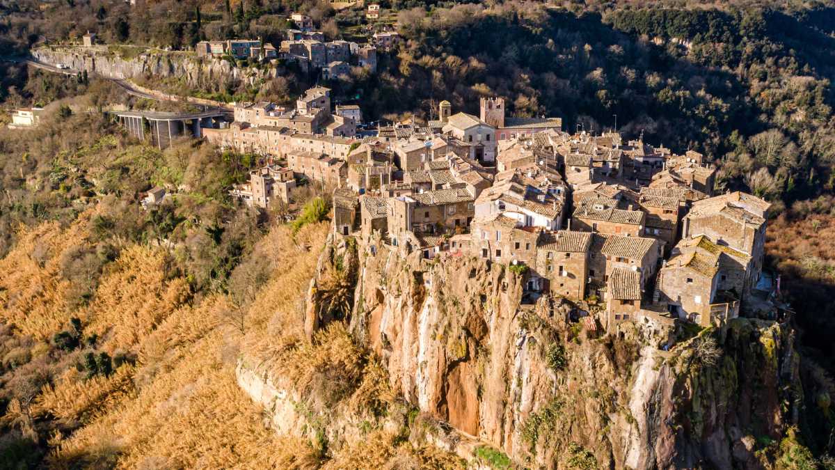Feste ed Eventi a Calcata: Un Viaggio tra Tradizione e Cultura