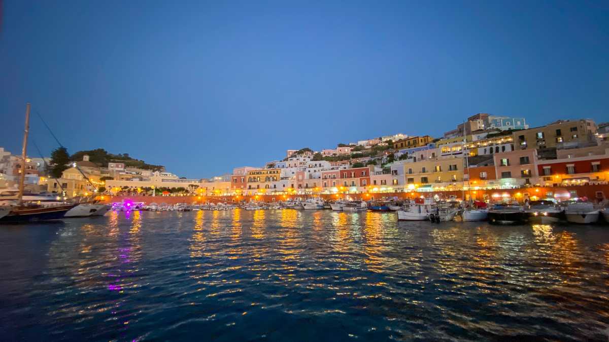Feste ed Eventi a Ponza: La Magia dell'Isola Pontina