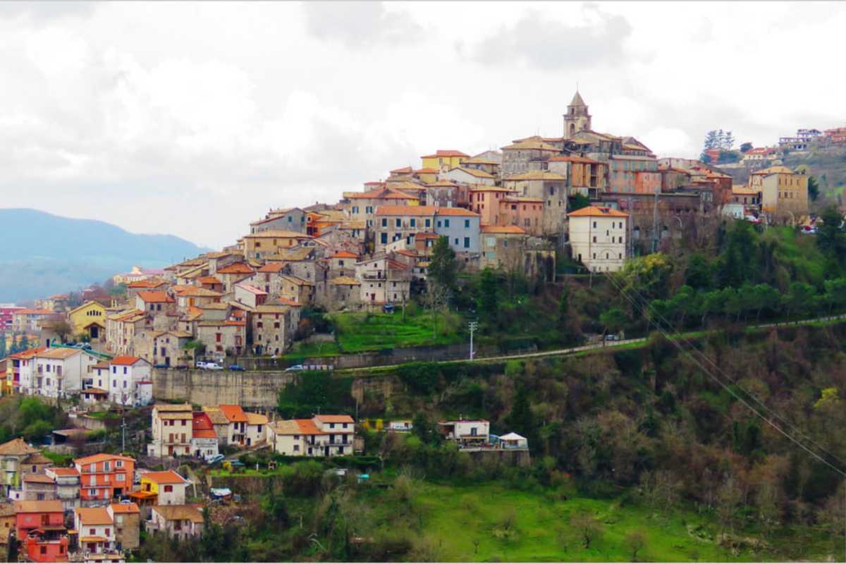 Panorama di Fiuggi con le terme e il borgo medievale