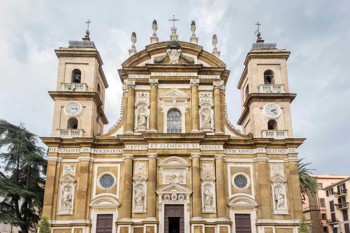 Vista panoramica di Frascati con le sue ville e colline circostanti